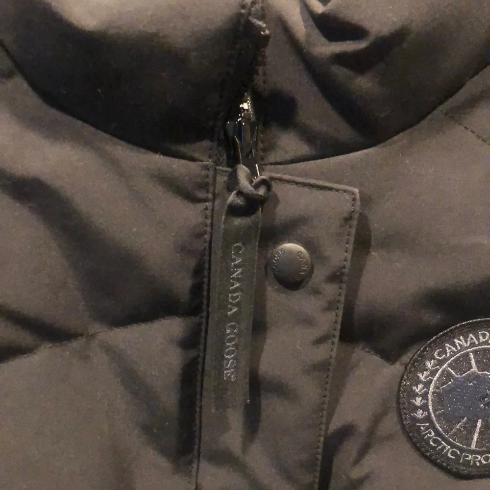 Canada Goose Black Quilted Freestyle Black Label Vest Ladies Small - Picture 4 of 12